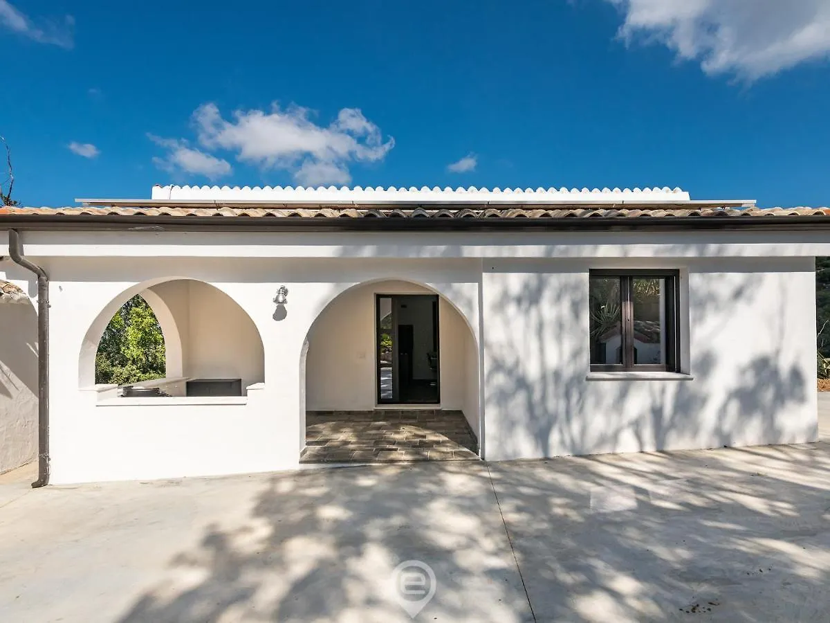 Spectacular Seaview Escape Villa Capitana